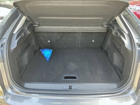 Citroën C4 PureTech 130 S&S 6v Shine