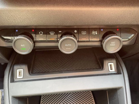 Citroën C4 PureTech 130 S&S 6v Shine