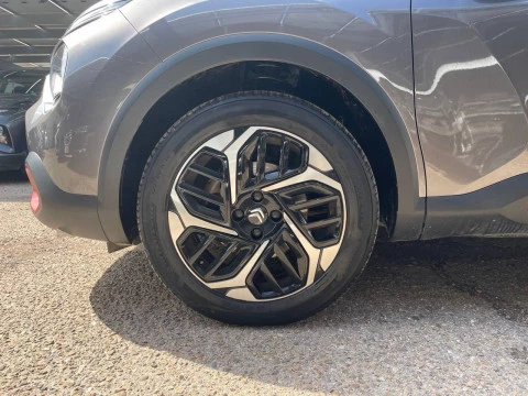 Citroën C4 PureTech 130 S&S 6v Shine