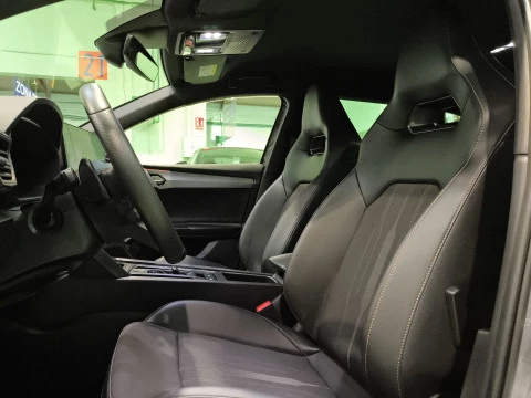 Cupra León 2.0 TSI VZ DSG 221 kW (300 CV)