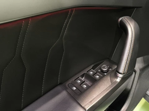 Cupra León 2.0 TSI VZ DSG 221 kW (300 CV)