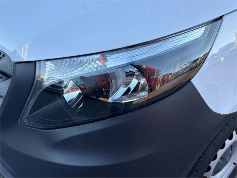 Mercedes-Benz Vito 110CDI 75kW furgón Pro larga