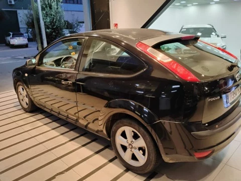 Ford Focus 1.7 100 CV GASOLINA 3 PTAS