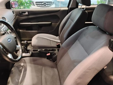 Ford Focus 1.7 100 CV GASOLINA 3 PTAS