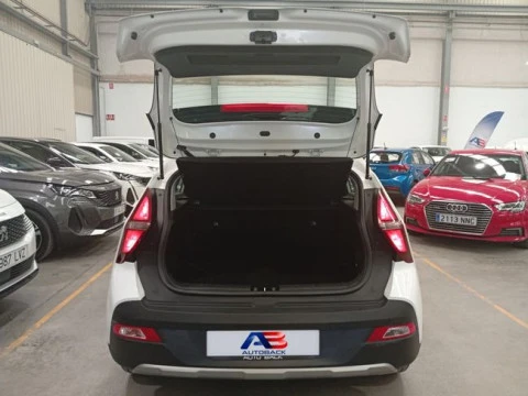 Hyundai Bayon 1.0 TGDI 74kW (100CV) 48V Maxx