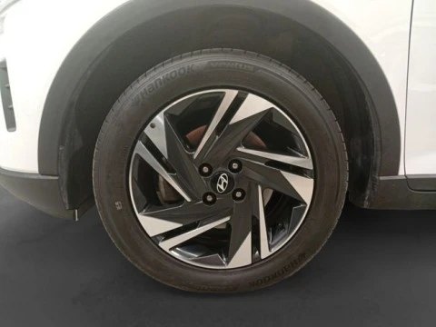 Hyundai Bayon 1.0 TGDI 74kW (100CV) 48V Maxx