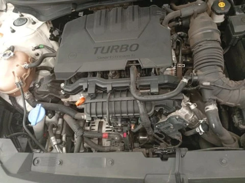 Hyundai Bayon 1.0 TGDI 74kW (100CV) 48V Maxx