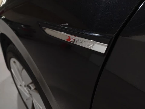 Volkswagen Golf Style 1.5 eTSI 110 kW (150 CV) DSG