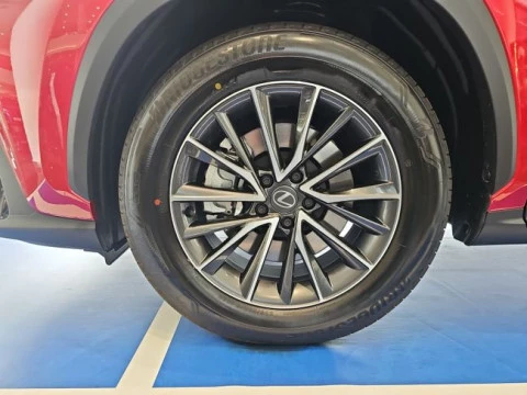 Lexus NX 450h+ Premium+ 4WD