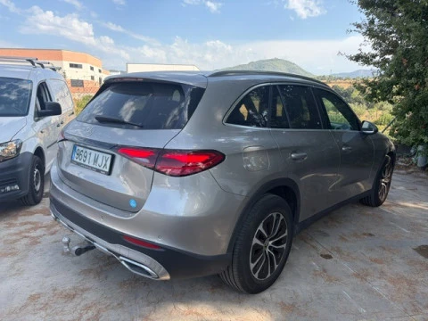 Mercedes-Benz GLC 220 d 4MATIC
