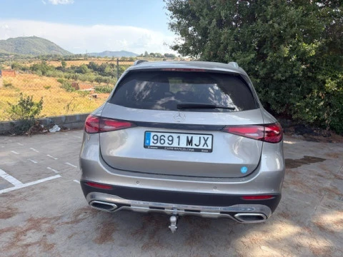 Mercedes-Benz GLC 220 d 4MATIC