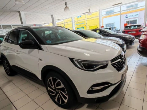 Opel Grandland X 1.2 TURBO ULTIMATE 5P
