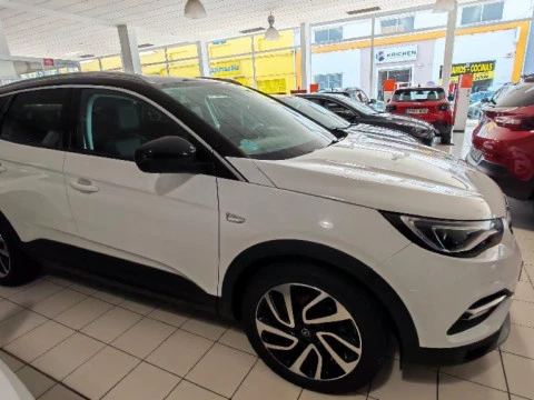 Opel Grandland X 1.2 TURBO ULTIMATE 5P