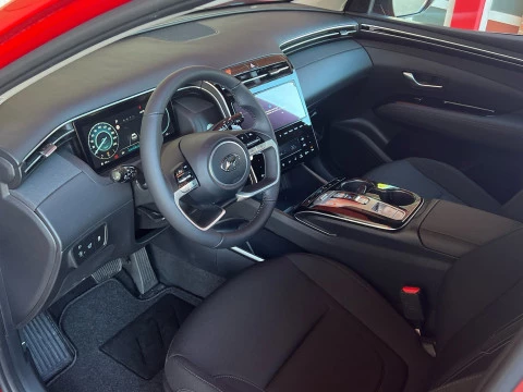 Hyundai Tucson 1.6D 100kW (136CV) 48V DCT Tecno Sky