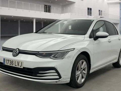 Volkswagen Golf Life 1.0 eTSI 81kW (110CV) DSG