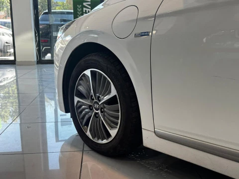 Hyundai IONIQ 1.6 GDi PHEV tecno DT 105CV