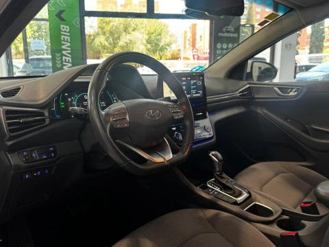 Hyundai IONIQ 1.6 GDi PHEV tecno DT 105CV