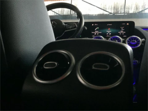 Mercedes-Benz GLA 200 D