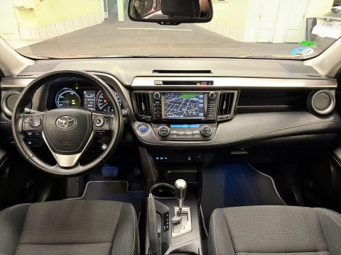 Toyota Rav4 2.5l hybrid Advance 4WD 145 kW (197 CV)