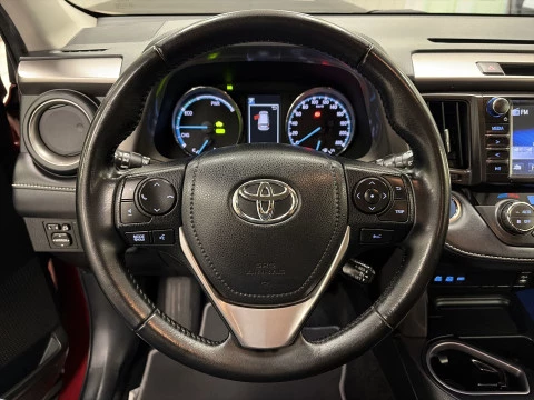 Toyota Rav4 2.5l hybrid Advance 4WD 145 kW (197 CV)