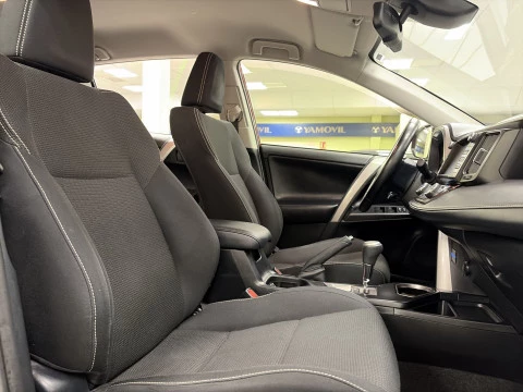 Toyota Rav4 2.5l hybrid Advance 4WD 145 kW (197 CV)