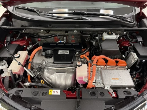 Toyota Rav4 2.5l hybrid Advance 4WD 145 kW (197 CV)