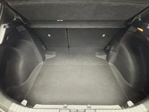 Toyota Corolla 1.8 125H ACTIVE TECH E-CVT