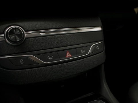 Peugeot 308 5P ACTP BH130MAN