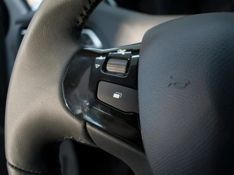 Peugeot 308 5P ACTP BH130MAN