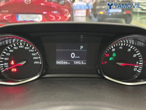 Peugeot 308 PureTech 130 Allure EAT6 96 kW (130 CV)