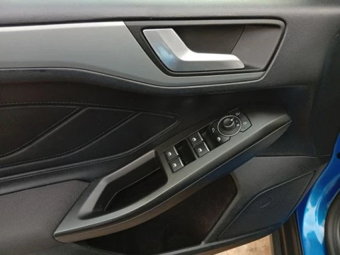 Ford Focus 1.0 Ecoboost MHEV 114kW Active X
