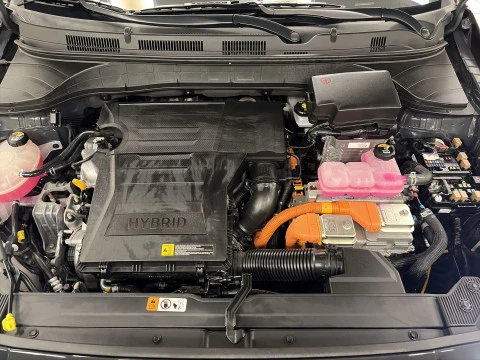 Hyundai Kona 1.6 GDI HEV Maxx DCT 104 kW (141 CV)
