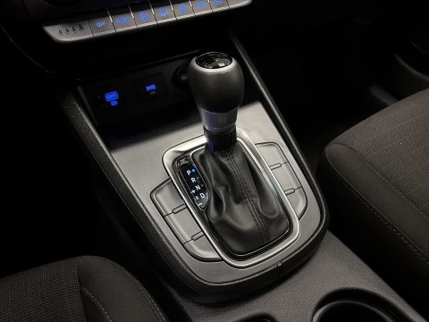 Hyundai Kona 1.6 GDI HEV Maxx DCT 104 kW (141 CV)