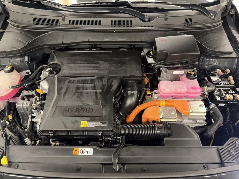 Hyundai Kona 1.6 GDI HEV Maxx DCT 104 kW (141 CV)