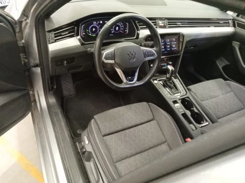 Volkswagen Passat Variant GTE 1.4 TSI e-Power 115kW + 85kW