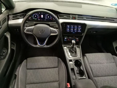 Volkswagen Passat Variant GTE 1.4 TSI e-Power 115kW + 85kW