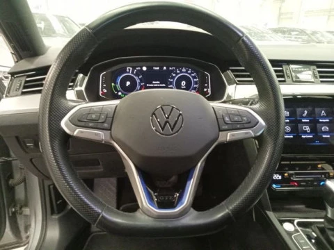 Volkswagen Passat Variant GTE 1.4 TSI e-Power 115kW + 85kW