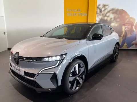 Renault Megane E-Tech Techno EV60 160kW (220CV) super ch. Renault Megane E-Tech Techno EV60 160kW (220CV) super ch.