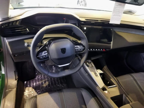 Peugeot 308 1.2 PURETECH 130 EAT8 ALLURE 5P