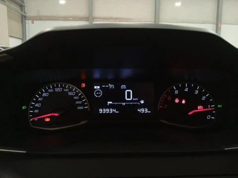 Peugeot 208 BlueHDi 73kW (100CV) Active