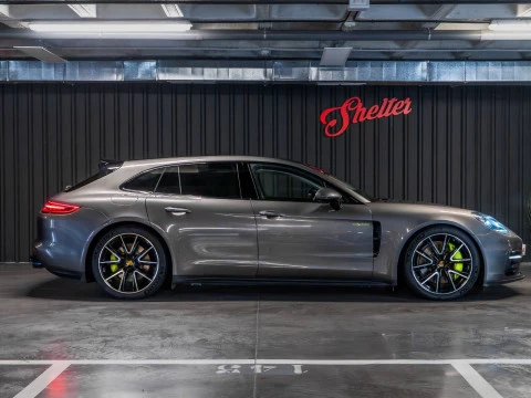 Porsche Panamera 4 E-Hybrid