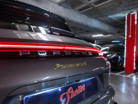 Porsche Panamera 4 E-Hybrid