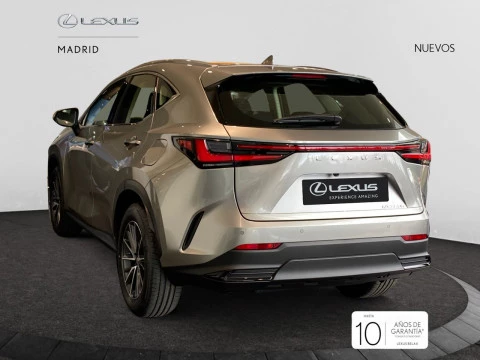 Lexus NX 350h Premium 2WD