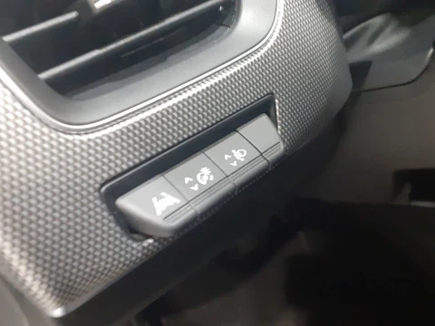 Renault Arkana  Hibrido  1.6 E-Tech Zen 105kW
