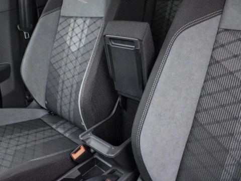 Volkswagen Taigo 1.0 TSI 85KW DSG R-LINE 116 5P