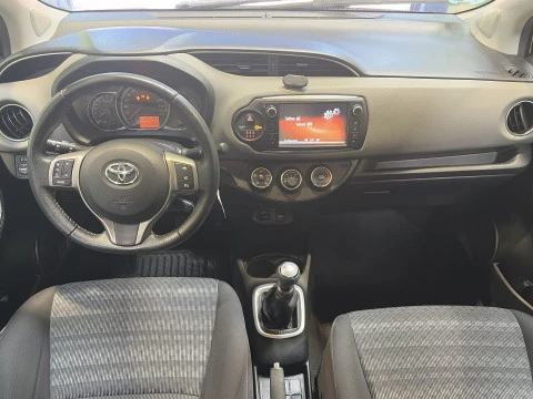 Toyota Yaris 100 Active 73 kW (99 CV)
