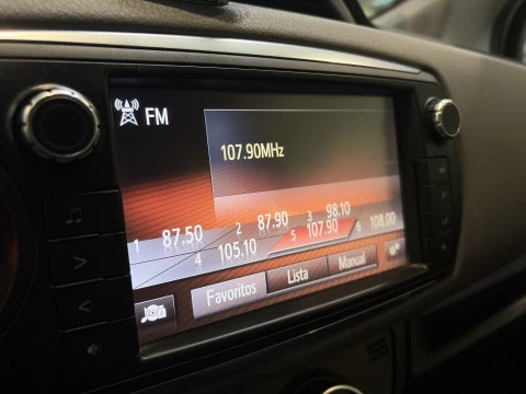 Toyota Yaris 100 Active 73 kW (99 CV)