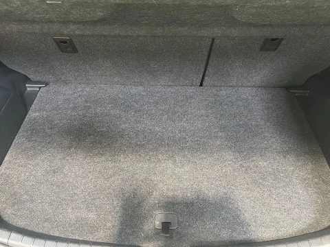 Toyota Yaris 100 Active 73 kW (99 CV)