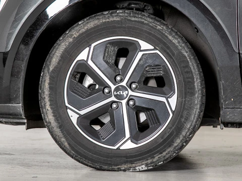 Kia Niro 1.6 GDi HEV 104kW (141CV) Drive