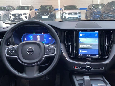 Volvo XC60 2.0 B4 D MOMENTUM AUTO 5P